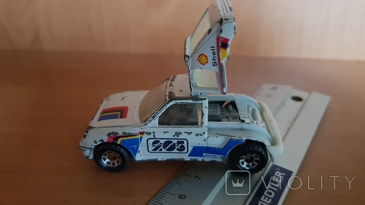 Matchbox Peugeot 205 turbo 1/55, фото №6