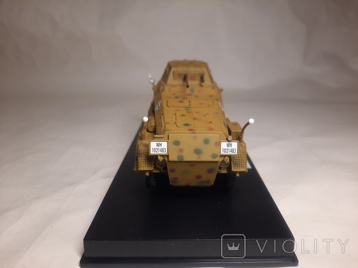 Wheeled armored personnel carrier Sd Kfz .231, 1/43 Schuco, photo number 3