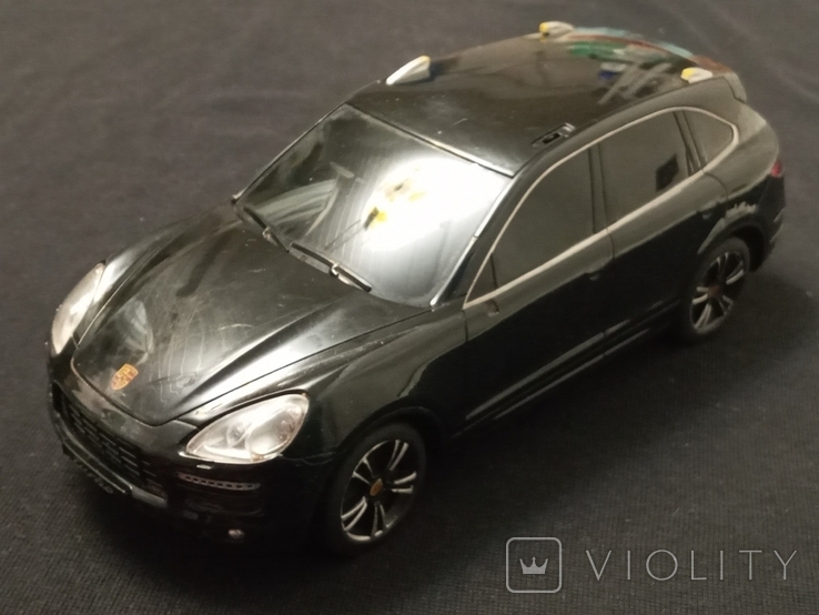 Модель р/у Porsche Cayenne Turbo 1/24 донор запчастей, фото №2