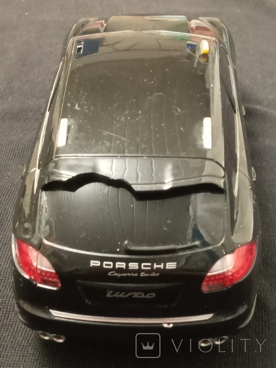 Модель р/у Porsche Cayenne Turbo 1/24 донор запчастей, фото №5