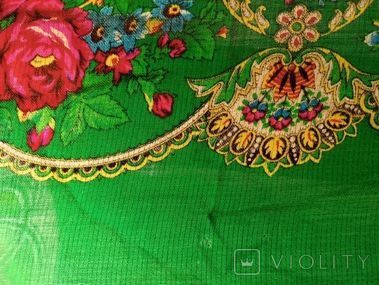 Зелёный в цветах ,с люриксом платок из СССР, фото №9