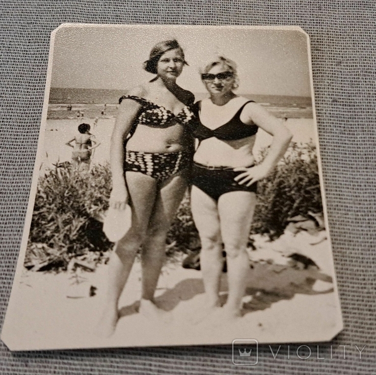 Фото. Пляжный отдых. Девушки купальники., фото №3
