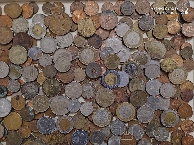 Монеты мира 3,5 кг все континенты 1030 шт(много монет для чистки), фото №5