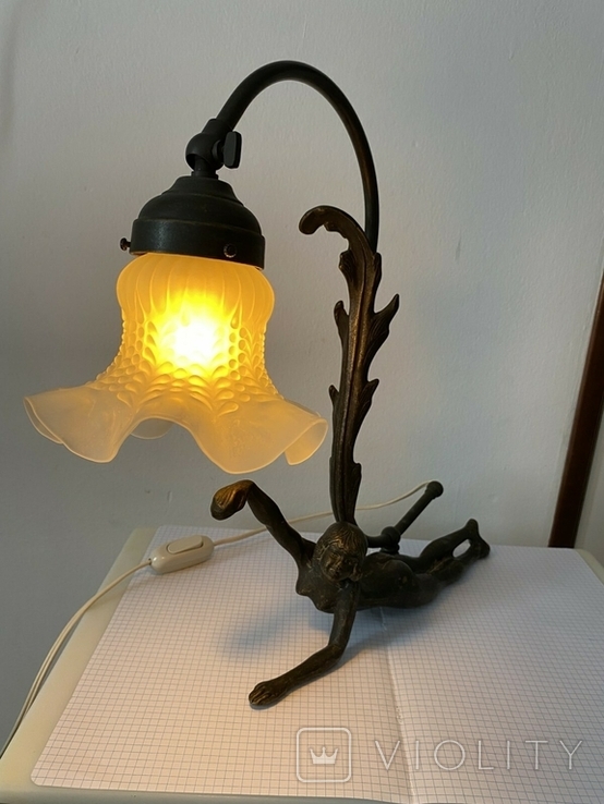 Бронзова настільна лампа в стилі Liberty., фото №2