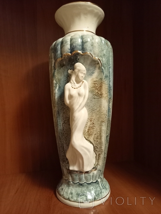 Фарфоровая ваза, автор В. Башло, фото №2