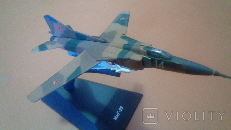 Модель самолёта МиГ-23, фото №3