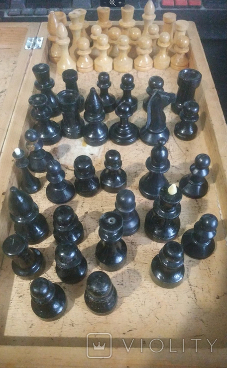 Разные шахматы и большая доска, фото №2