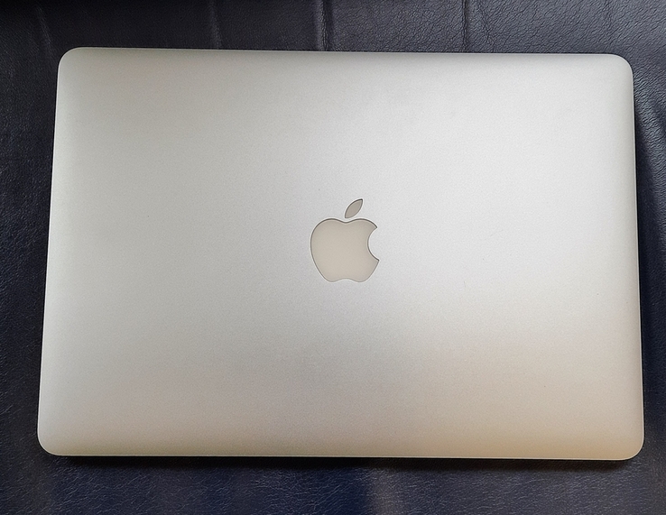 MacBook Air A1466 (2017), фото №3