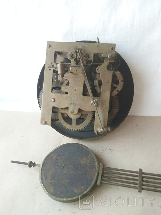 Le roi a Paris - старинный механизм часов с маятником, фото №5