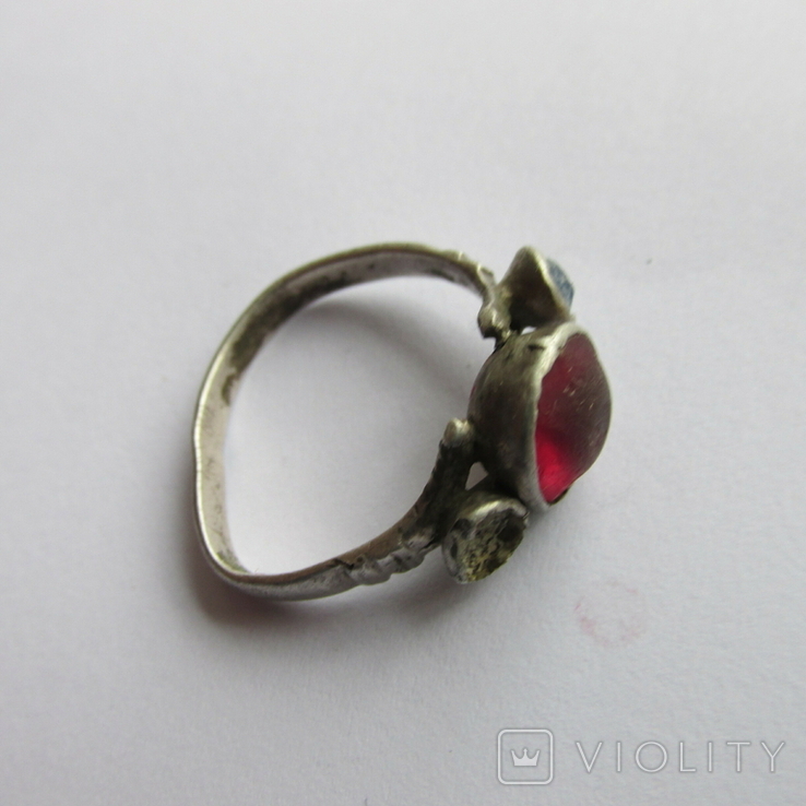 Серебряный средневековый перстень со вставками., фото №11
