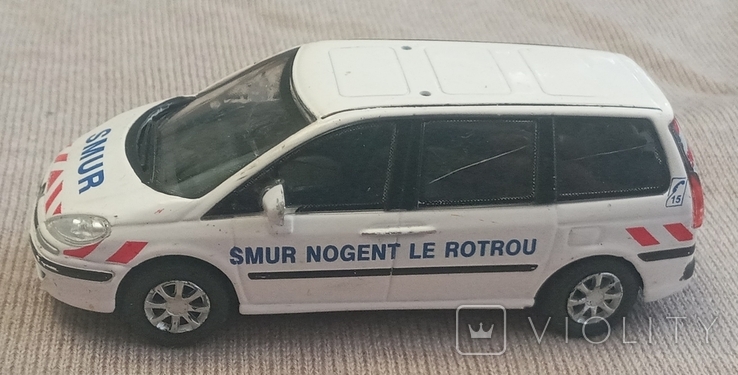 Модель Peugeot 807 1:43 Cararama Hongwell, фото №6