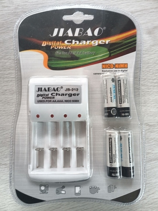 Зарядное устройство аккумуляторных батарей JIABAO JB-212 + аккумуляторы 4 шт. AAA, фото №2