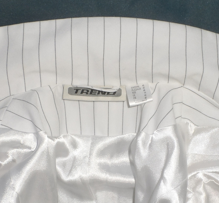 Піджак жіночий білий в смужку розмір 46, фото №6