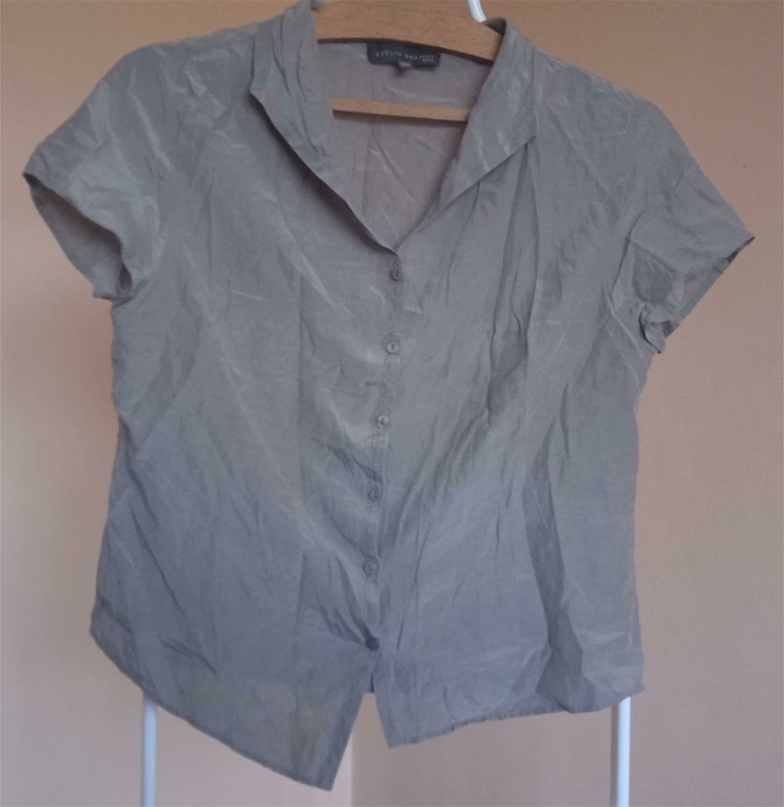 Дизайнерська шовкова блузка з асиметричною застібкою, фото №2