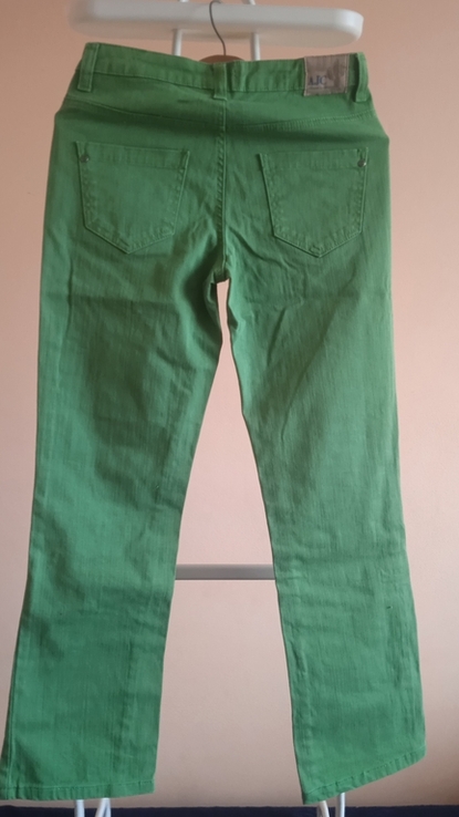 Яркие зеленые джинсы, фото №3