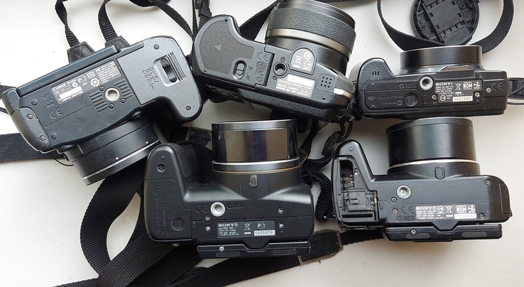 Лот цифрових неробочих фотокамер Sony/Olympus/Canon Під ремонт., фото №3