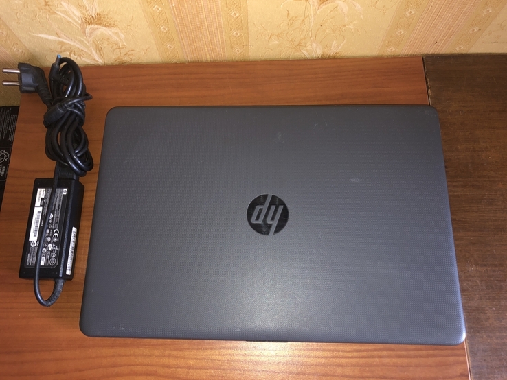 Ноутбук HP 250 G6 i3-6006U/ 8Gb DDR4/ 500 GB / Intel HD520/ 2 години, photo number 2