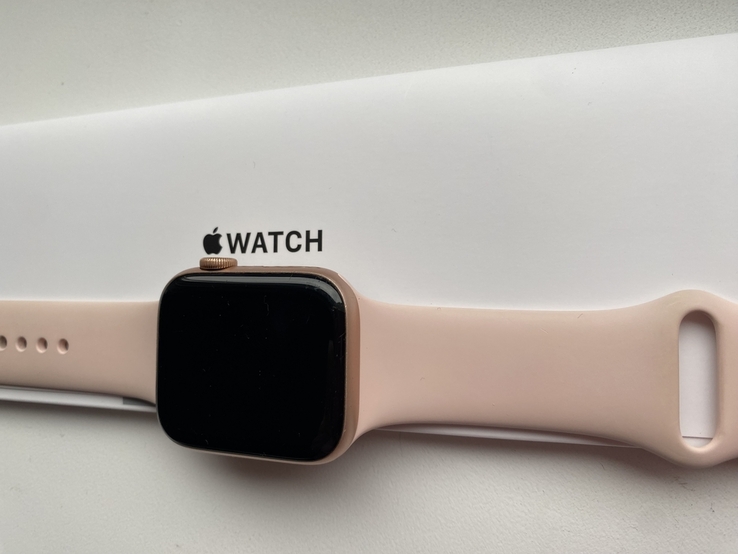 Apple Watch SE 44 cm, photo number 2