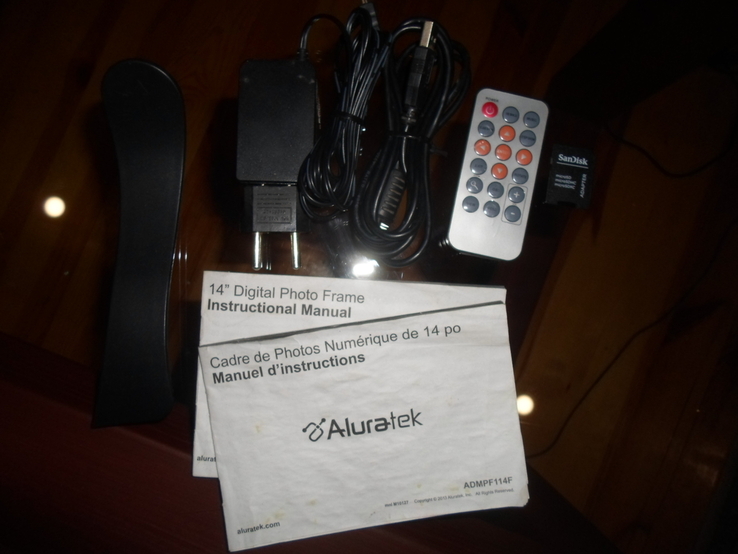 Цифровая фоторамка Aluratek ADMPF114F, LCD, 14 дюймов, пульт, видео. Большая., фото №6