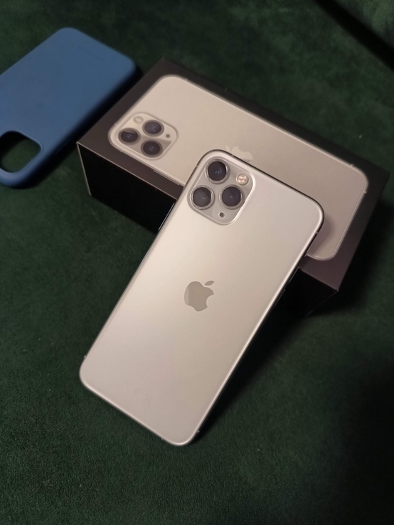 Apple iPhone 11 Pro 256 Silver (38290812) - купити Violity