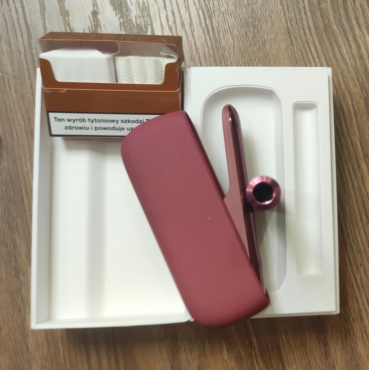 IQOS ILUMA Pink (38310021)