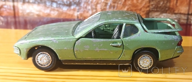 Horloge Miniature Porsche 924 - Tableau Alu-bond Rouge - 20x30 Cm
