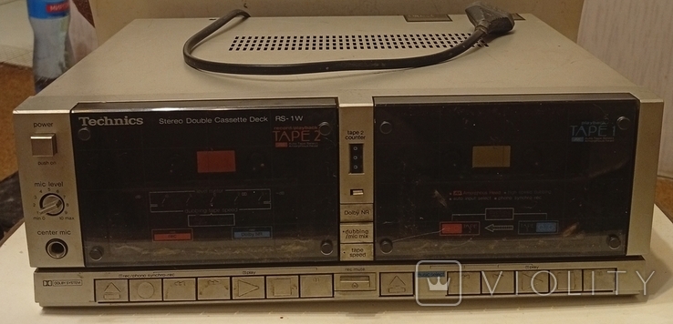 Кассетный магнитофон Technics RS-1W рабочий есть следы
