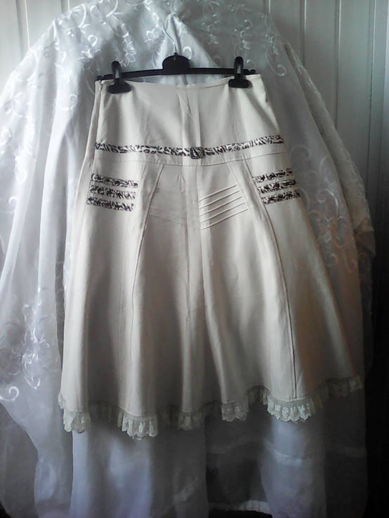Модная расклешенная бежевая женская юбка., фото №5