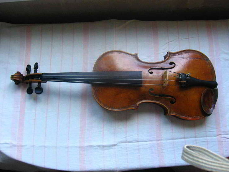 Скрипка 18-го века, фото №2