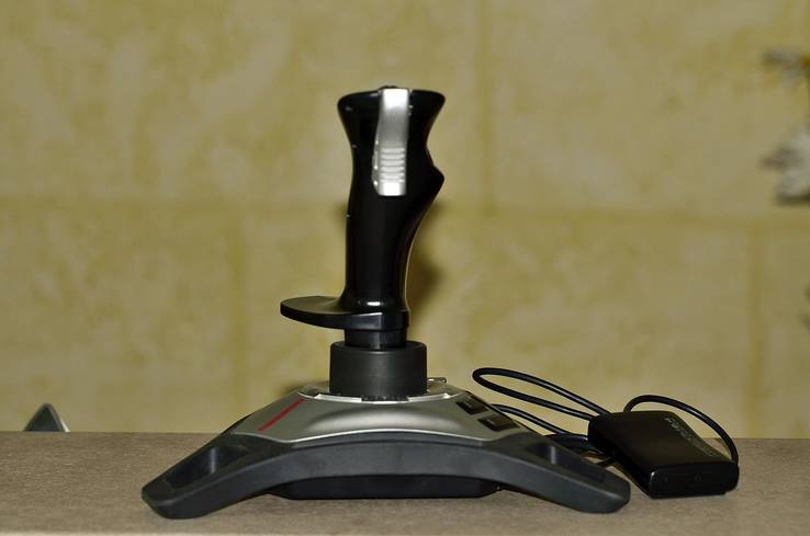 Joystick Logitech Freedom 2.4, numer zdjęcia 2