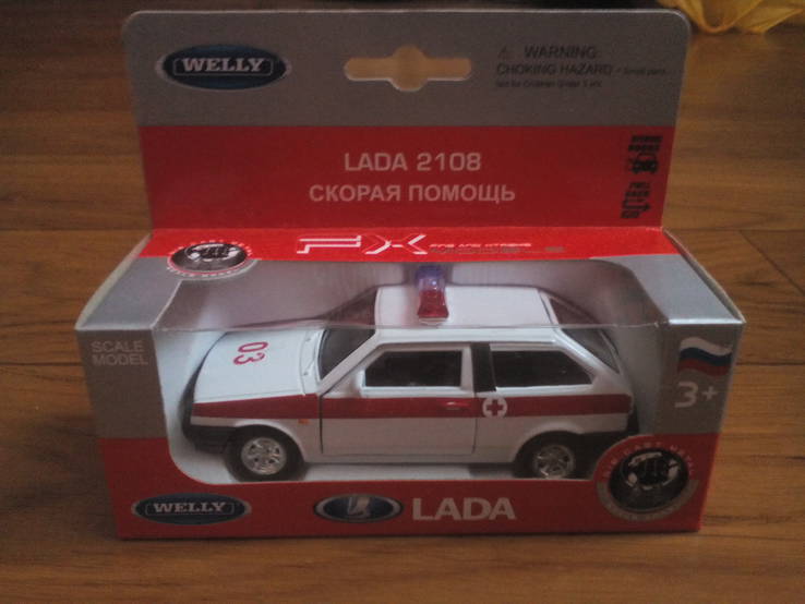 LADA 2108 скорая Welly новая масштабная модель 1:43