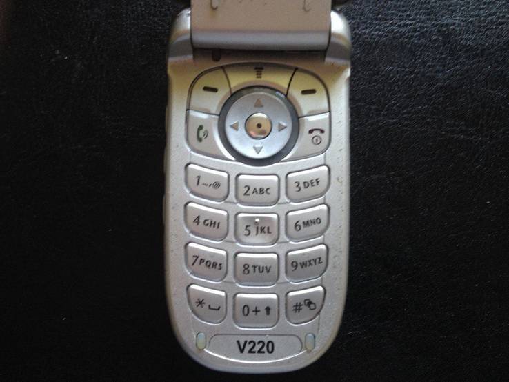 Телефон Motorola V220, photo number 5