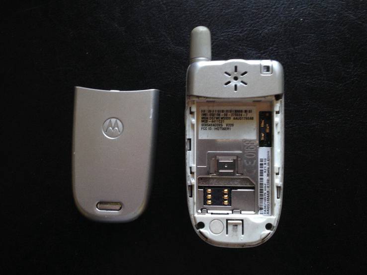 Телефон Motorola V220, photo number 6