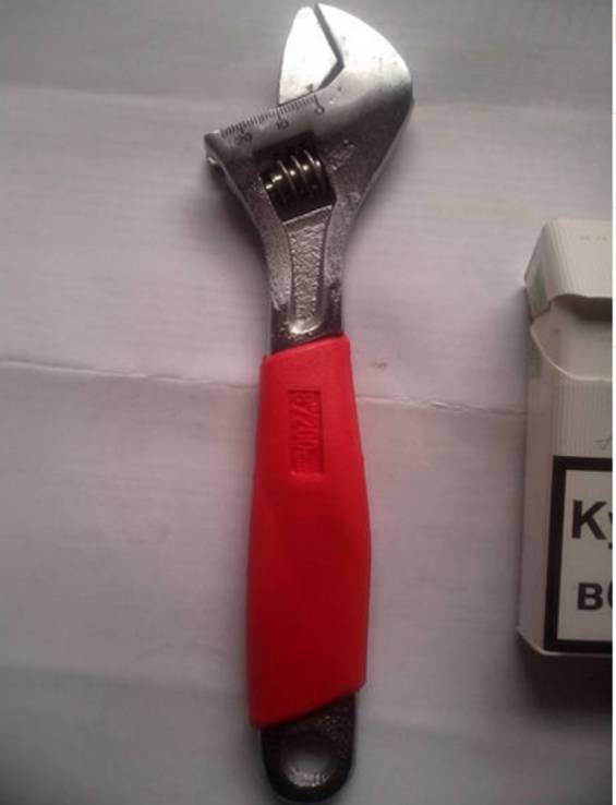 Ключ розводной *8 (20 см) красная ручка