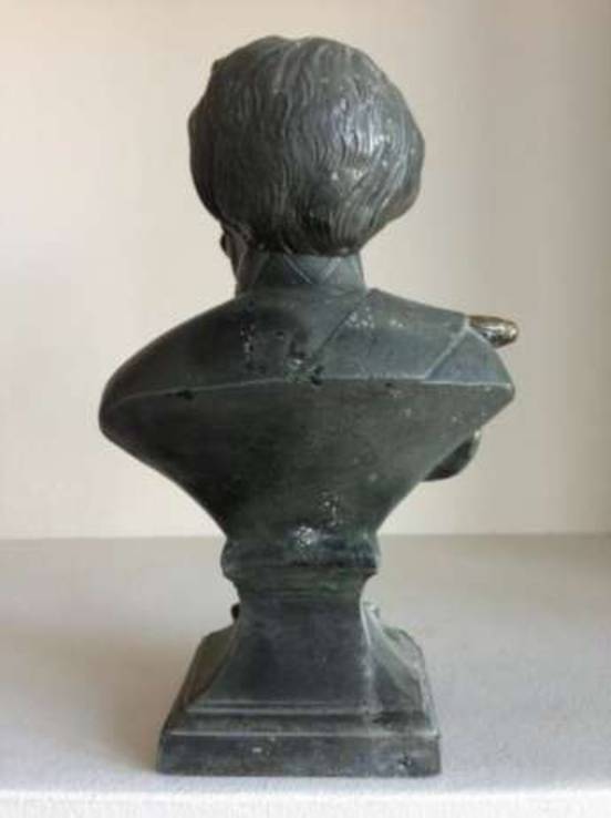 Бюст Король Виктор Эммануил II. Скульптура, фото №5