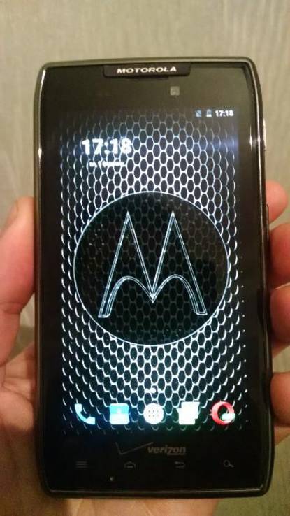 Motorola Droid Razr Maxx XT912, фото №2