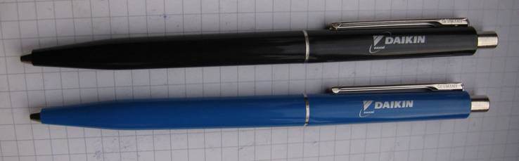 Коллекционные фирменные шариковые ручки (2шт.): DAIKIN