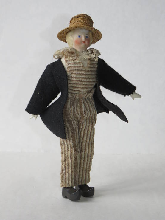Старинная кукла пастушок в соломенной шляпе с фарфоровой головой ., фото №2