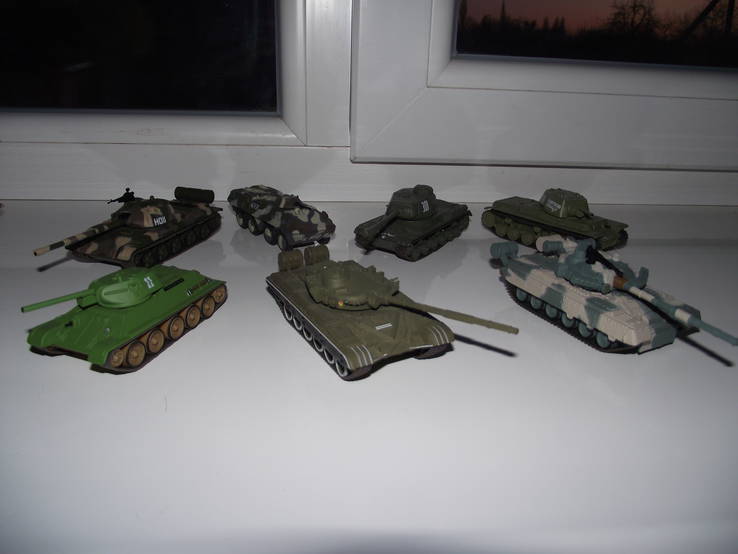 Коллекция танков как современных так и ВОВ, фото №2