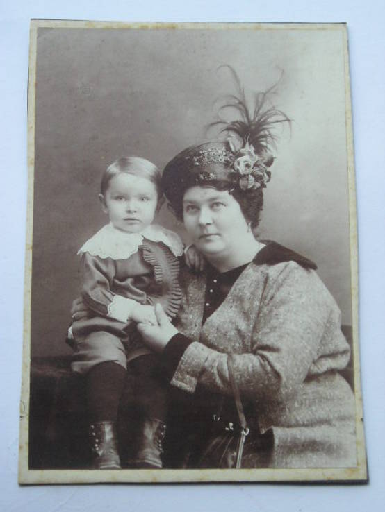Старинное фото дама в шляпке с ребёнком 2, фото №2