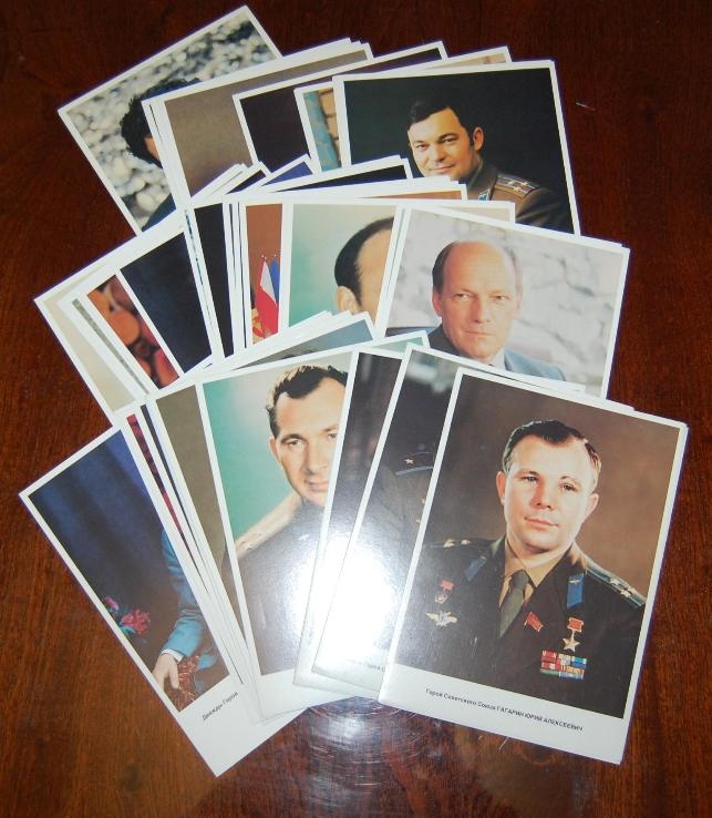 Комплект из 58 открыток в обложке Летчики Космонавты СССР. 1986 Полный комплект, фото №2