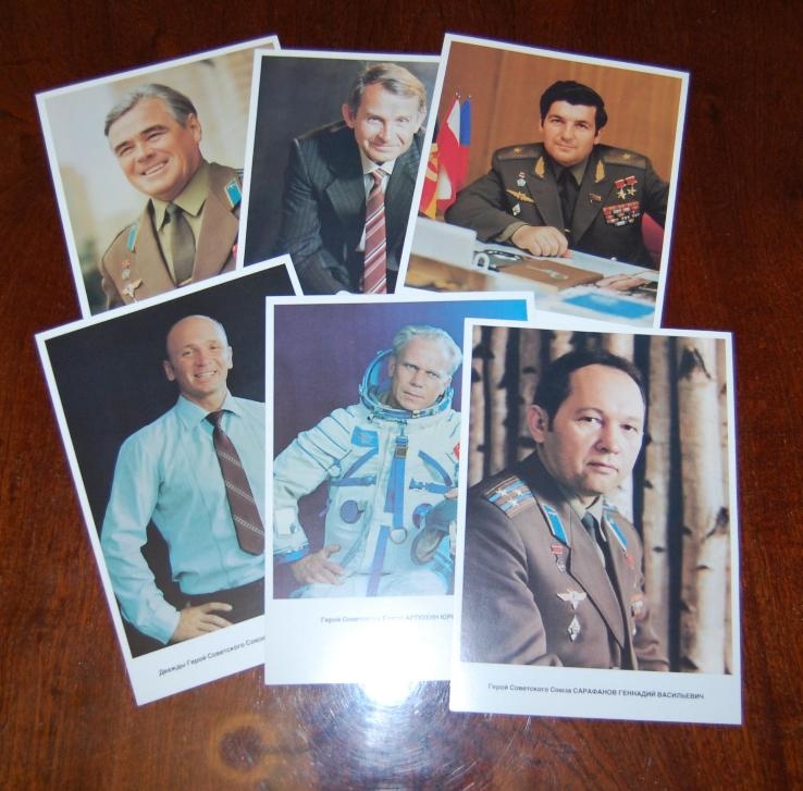Комплект из 58 открыток в обложке Летчики Космонавты СССР. 1986 Полный комплект, фото №8