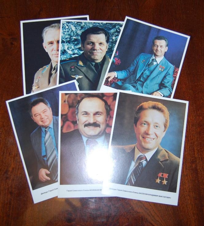 Комплект из 58 открыток в обложке Летчики Космонавты СССР. 1986 Полный комплект, фото №9