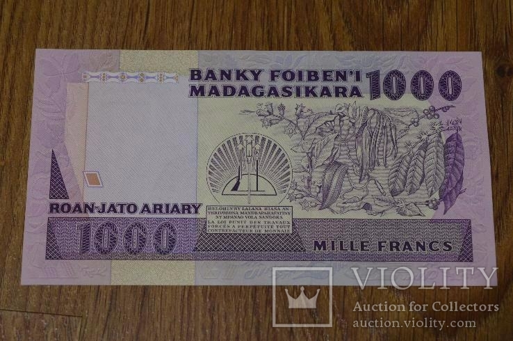 MadagascarМадагаскар - 1000 Francs Ariary 1983 - 1987 Pick 68a serie A/6 aUNC, фото №3