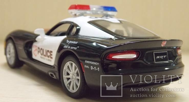 1:36 Kinsmart 2013 SRT Viper GTS (Police), фото №5