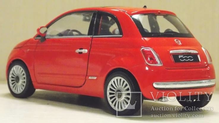 1:24. Welly 2007 Fiat 500