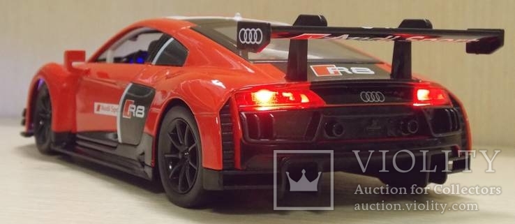 1:24 Автопром Audi R8 LMS, фото №2