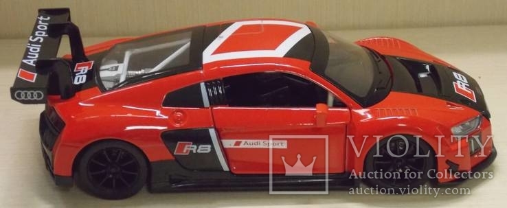 1:24 Автопром Audi R8 LMS, фото №7