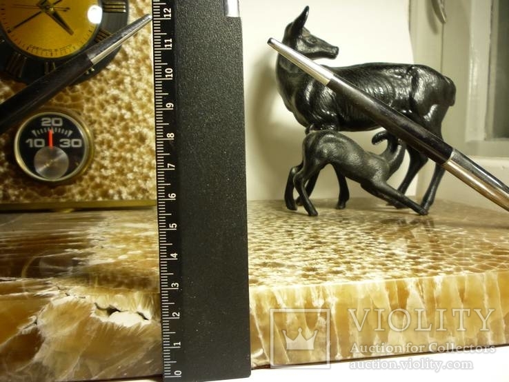 Письменный набор СССР из Оникса-Змеевика с часами и статуэткой из бронзы, фото №7