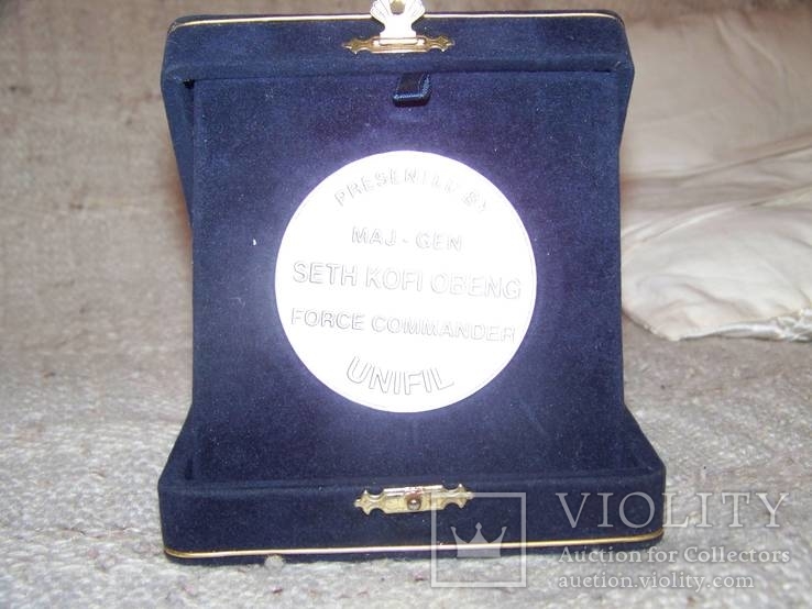 Памятная настольная медаль командующего миротворческими силами ООН  в Ливане, фото №4